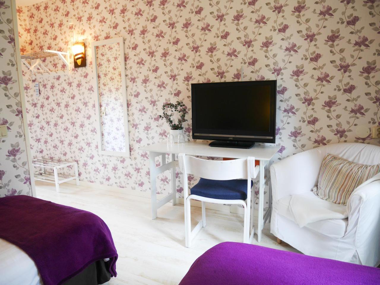 Villa Gladtjaern Smedjebacken 外观 照片