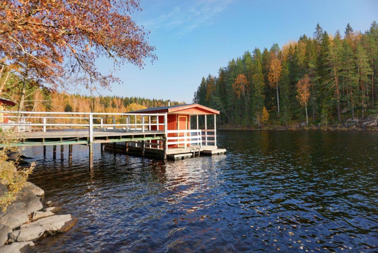 Villa Gladtjaern Smedjebacken 外观 照片